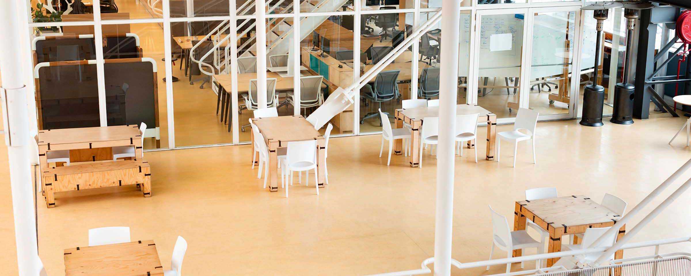interior-of-modern-office-lobby-R8ZNBYA-2.jpg
